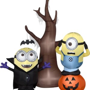 Air blowing minions with tree and pumpkin scene