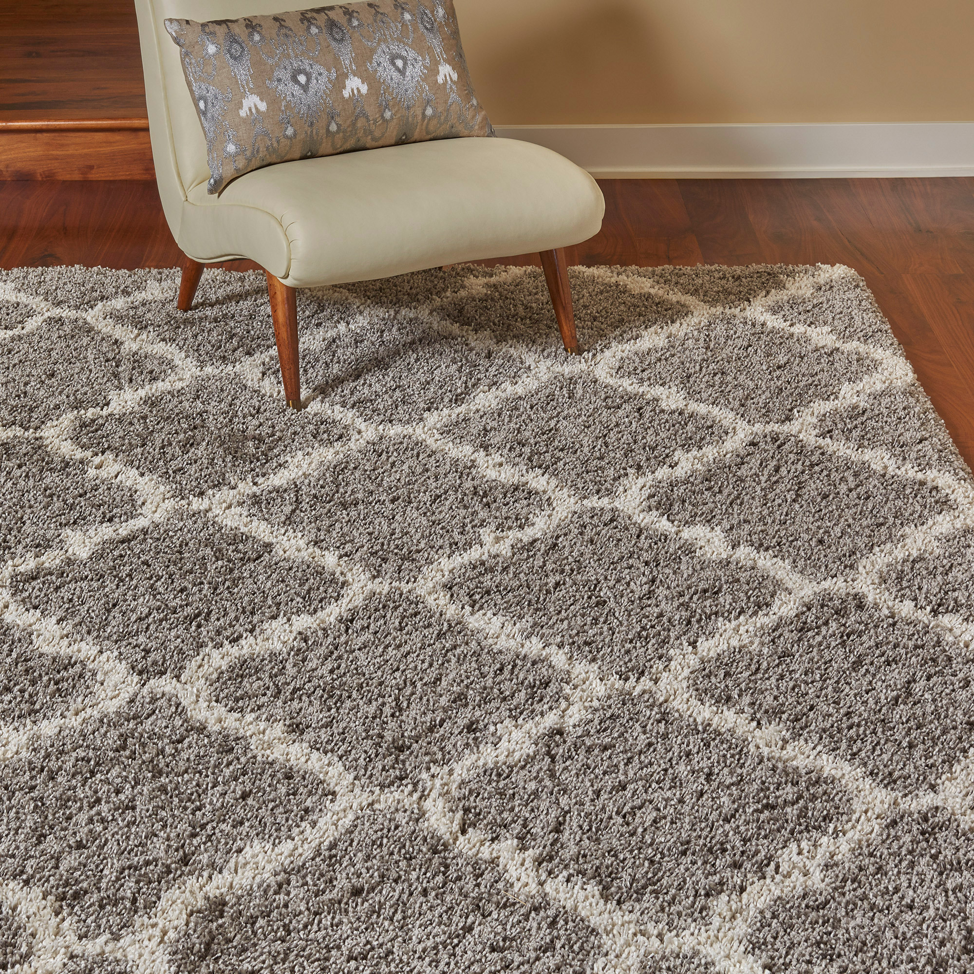 Thomasville Marketplace Luxury Shag Rug Collection, Trellis, 7’10” x 10′