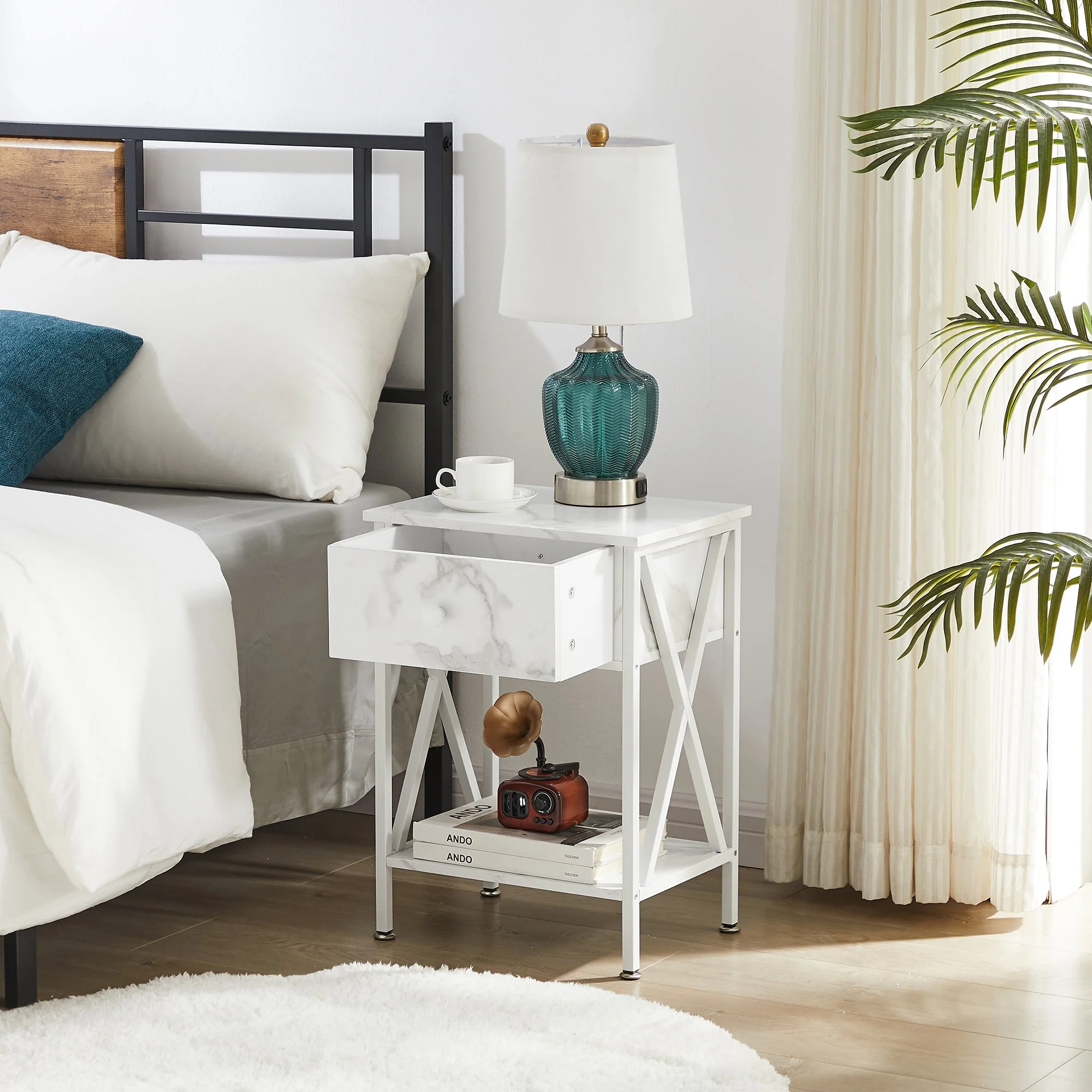 VECELO 3 - Piece Bedroom Set with Twin Size Bed Frame and 1 - Drawer Black Nightstands
