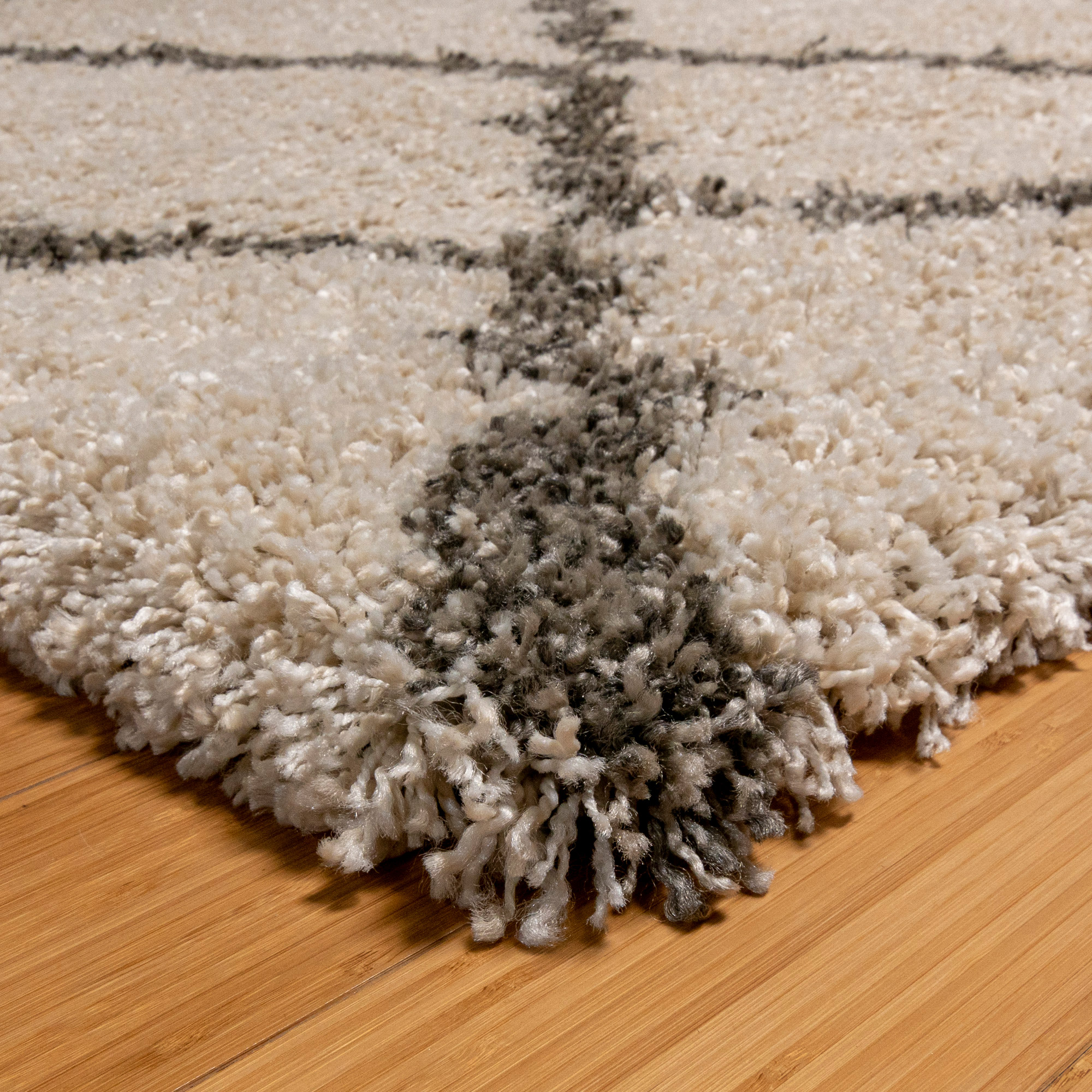 Thomasville Marketplace Luxury Shag Rug Collection, Trellis, 6'6' x 9'6'