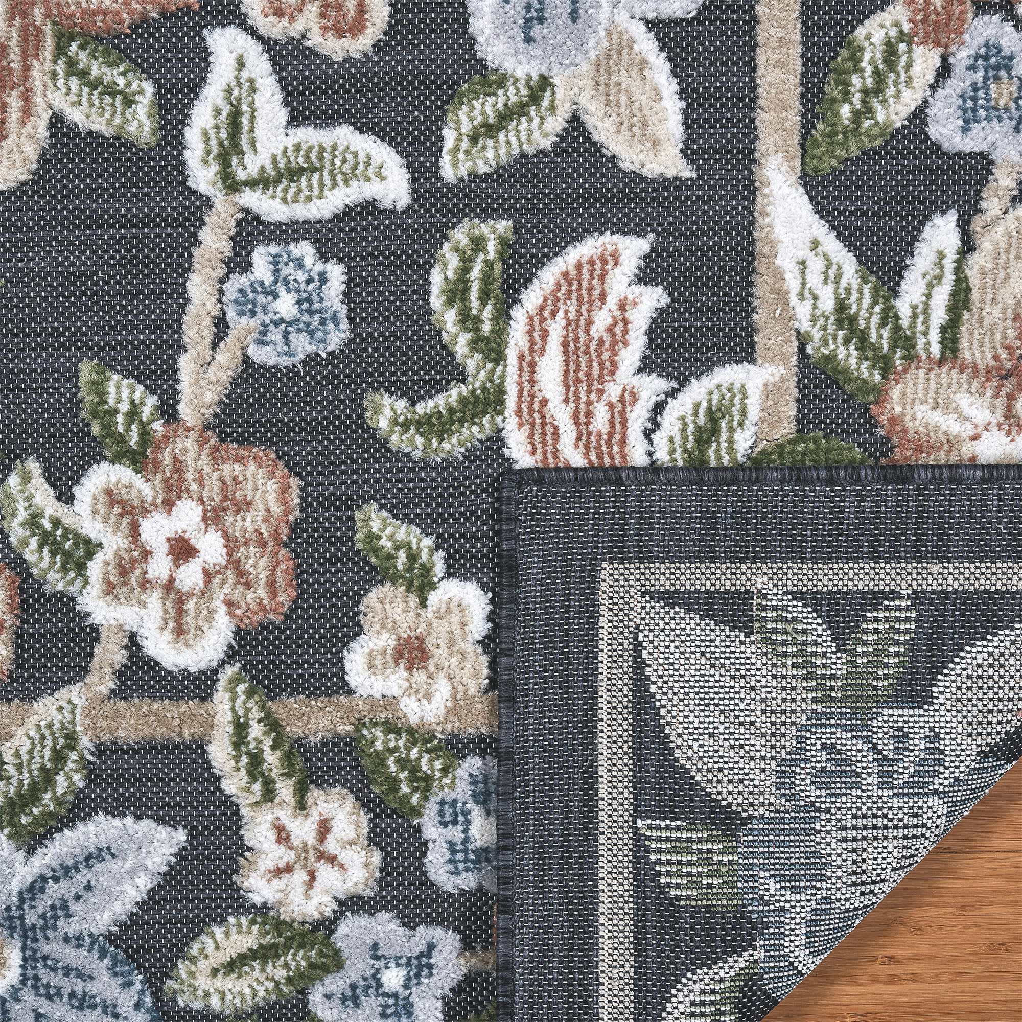 Laguna Indoor/Outdoor Area Rug, Beta Black, 6'6' x 9'6'