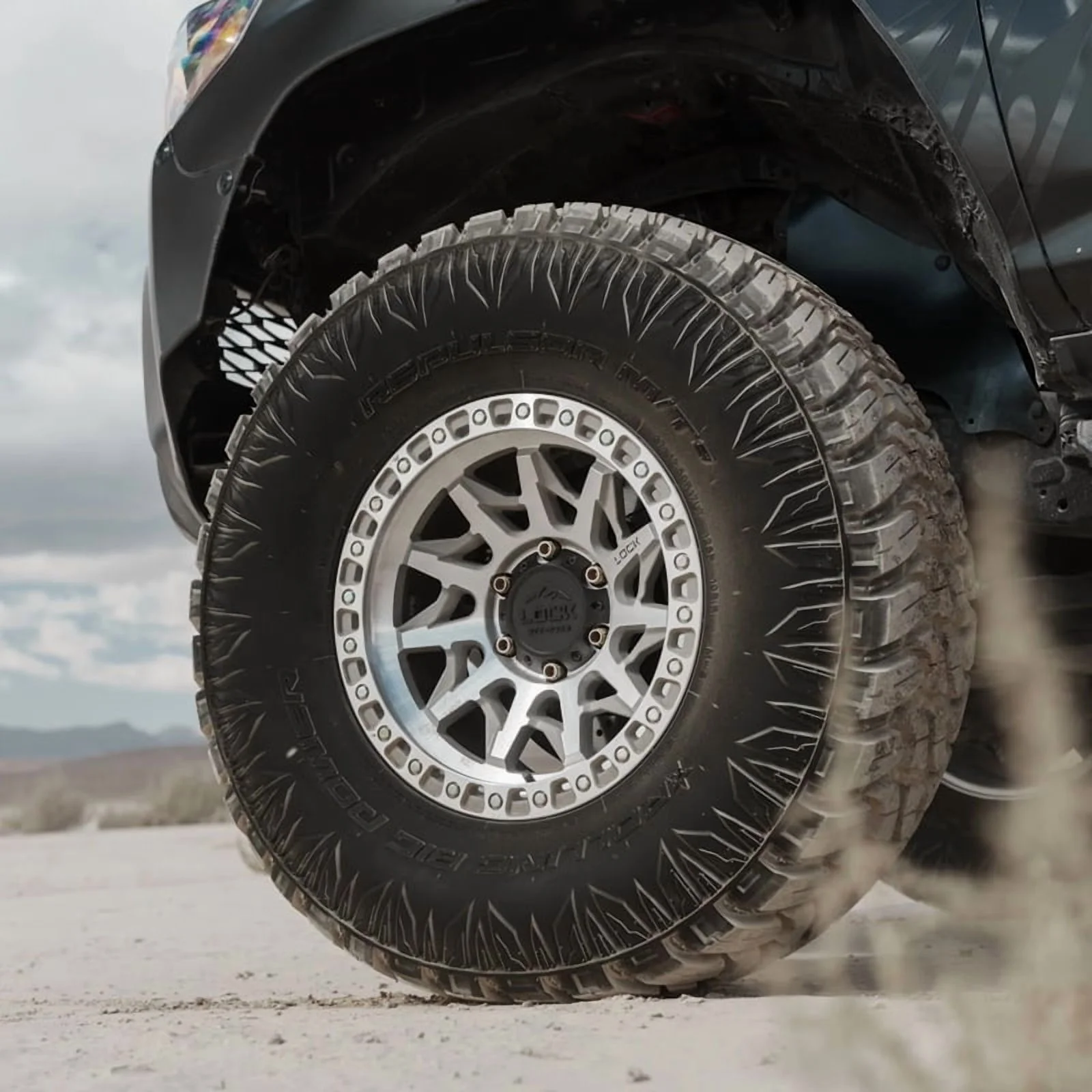 4 x Lock Offroad Lunatic Machined Wheels 6x139.7 17x9 -12et Truck Suv Rims
