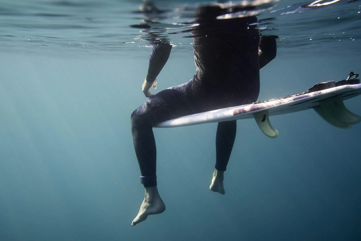 Magnetic Shark Repellent Band for Swimming, Surfing, Diving, Snorkeling and All Ocean Sports