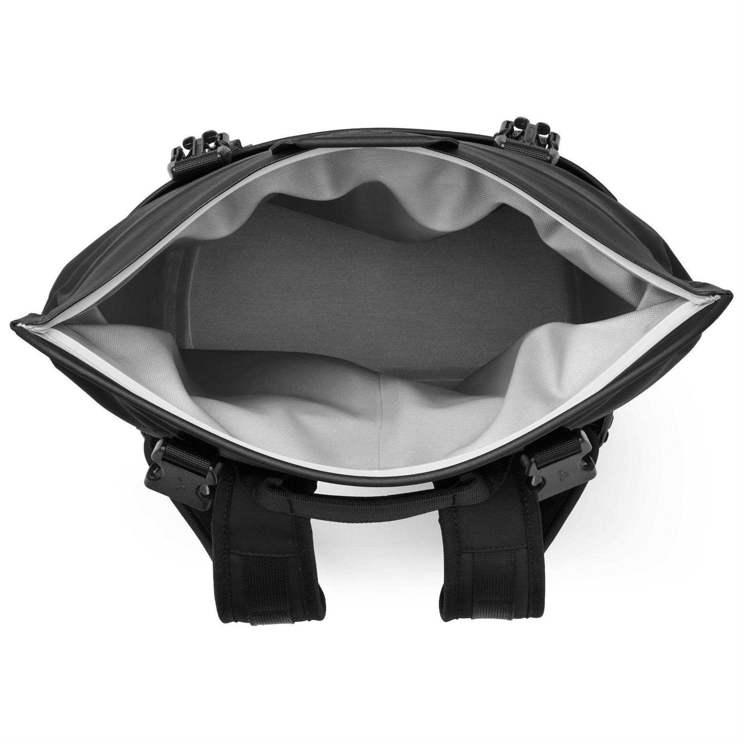 Yeti Backpack Soft Cooler, Black, 20 Cans / 12 lbs Ice, 17 x 8 x 16 inches – Hopper M12