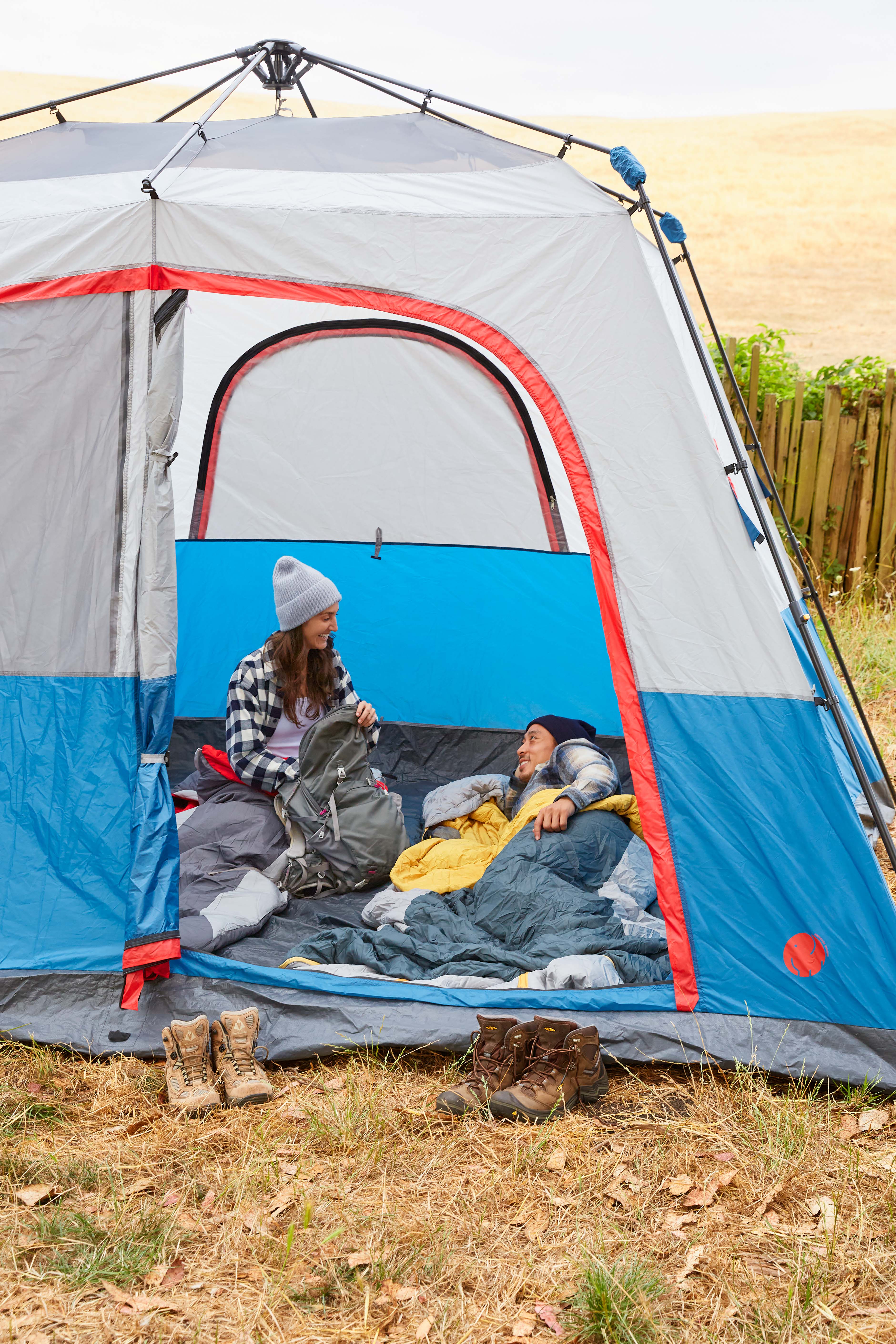 OMNICORE DESIGNS Instant8 Instant Cabin Tent - 13' x 9' Sleeps 8