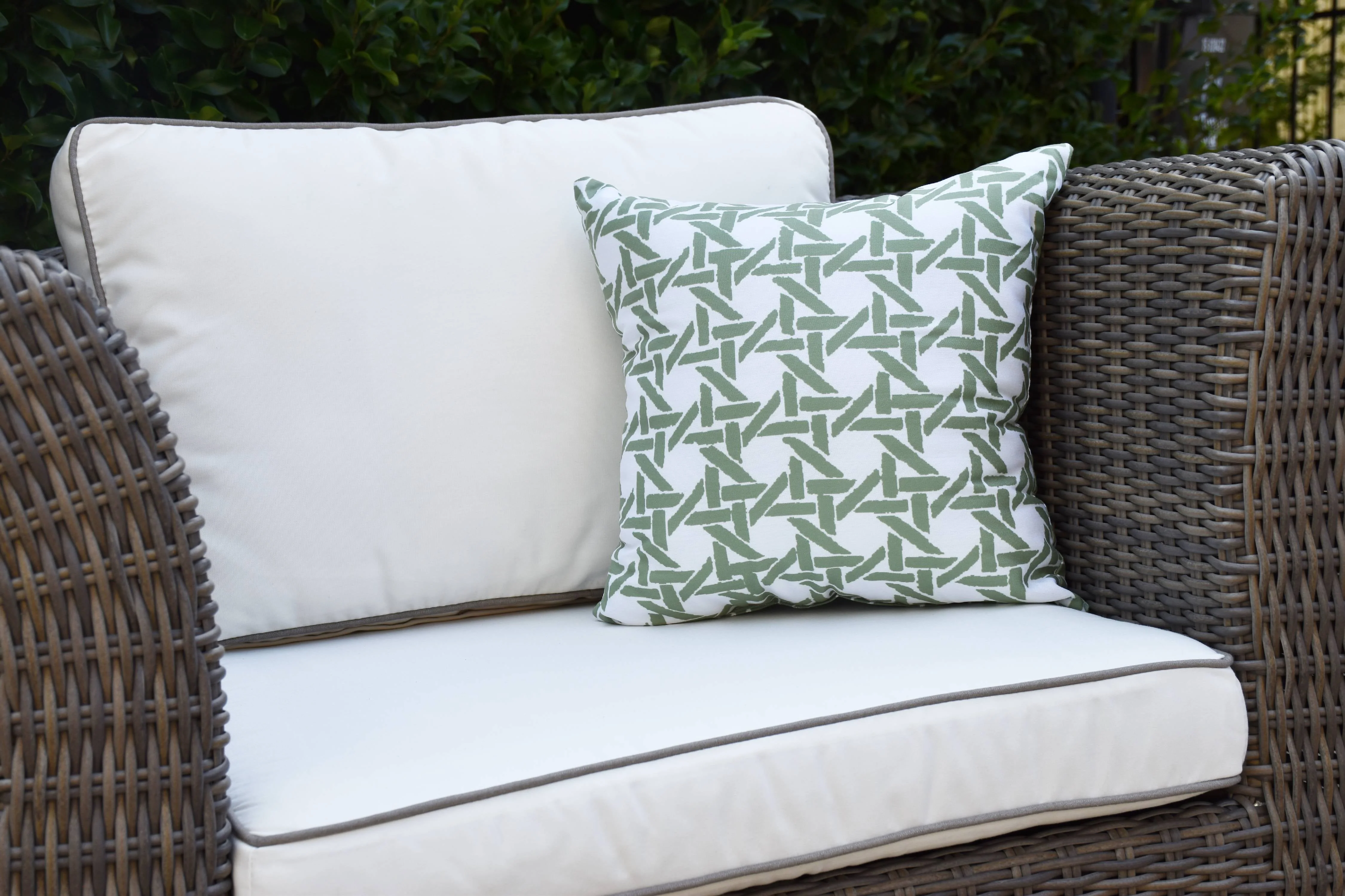 Simply Daisy, 16″ x 16″ Rattan Geometric, Geometric Print Outdoor Pillow, Green