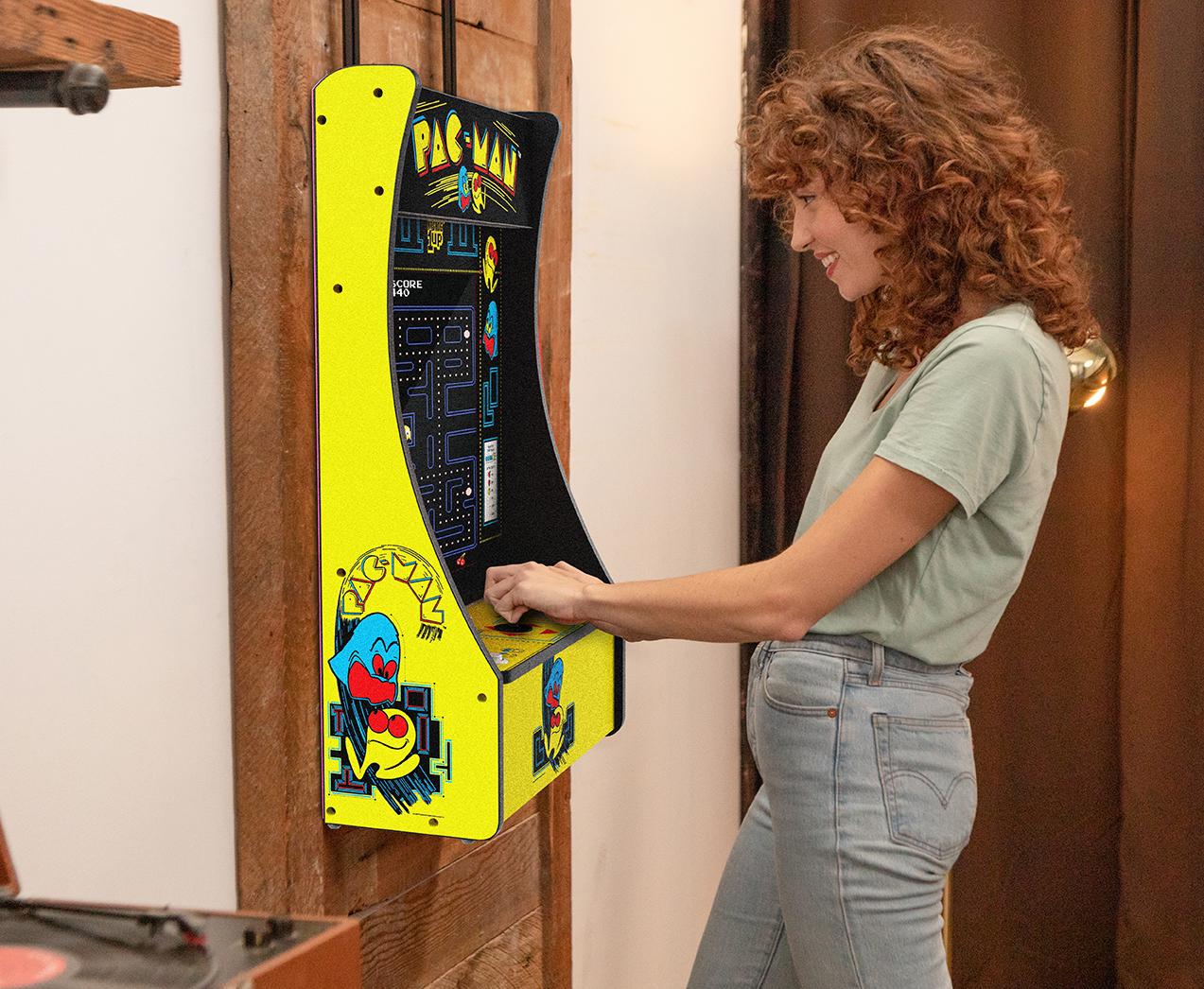 Arcade1Up Pac-Man Partycade 17-Inch LCD, 5 Games, 28.75 x 18.5 x 7.5 Inches – PAC-D-10277