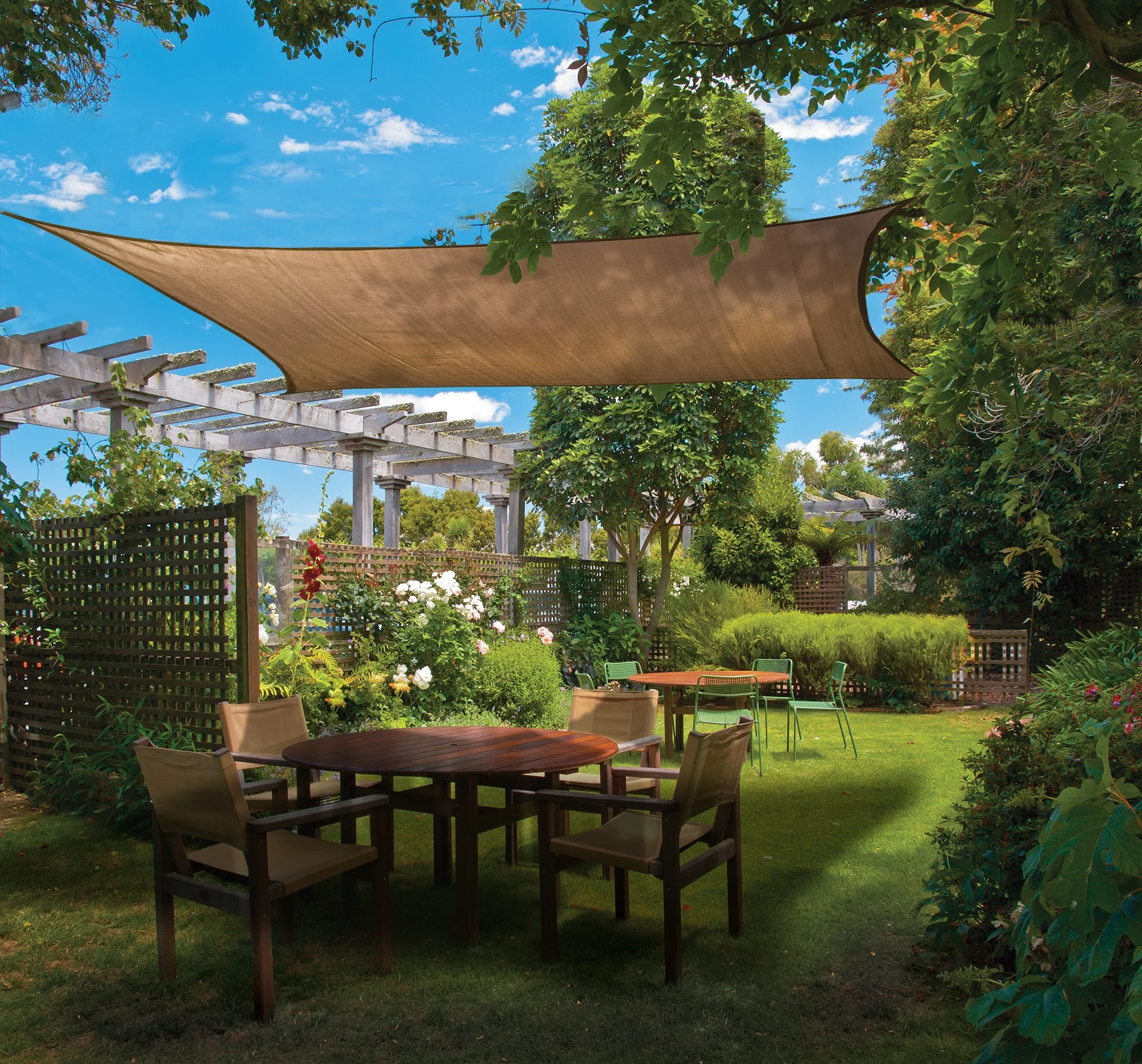 ShelterLogic Shade Sail Square – Heavyweight (Attachment point/pole not included) 16′ x 16′ Sand