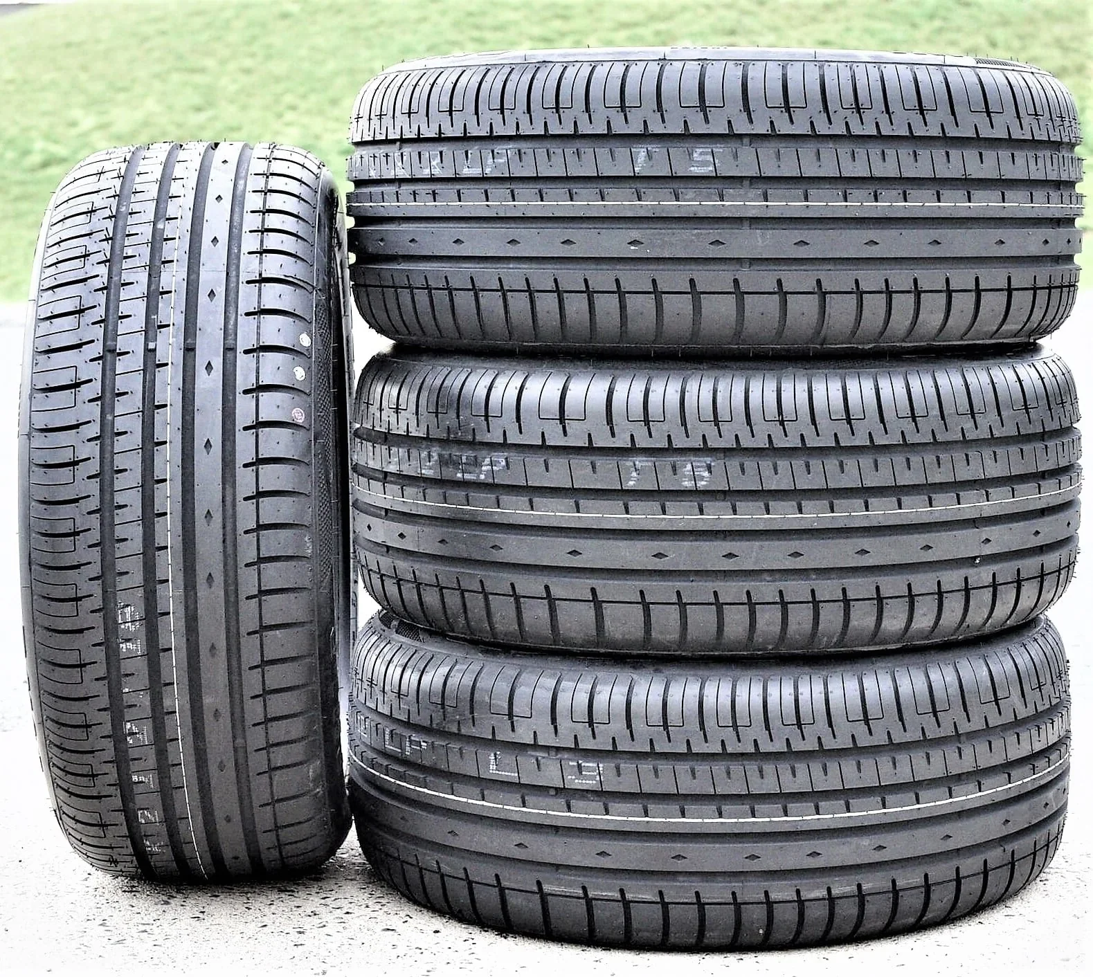 Accelera Phi-R All Season Performance Tires 255/35R20 97Y XL – Set Of 4