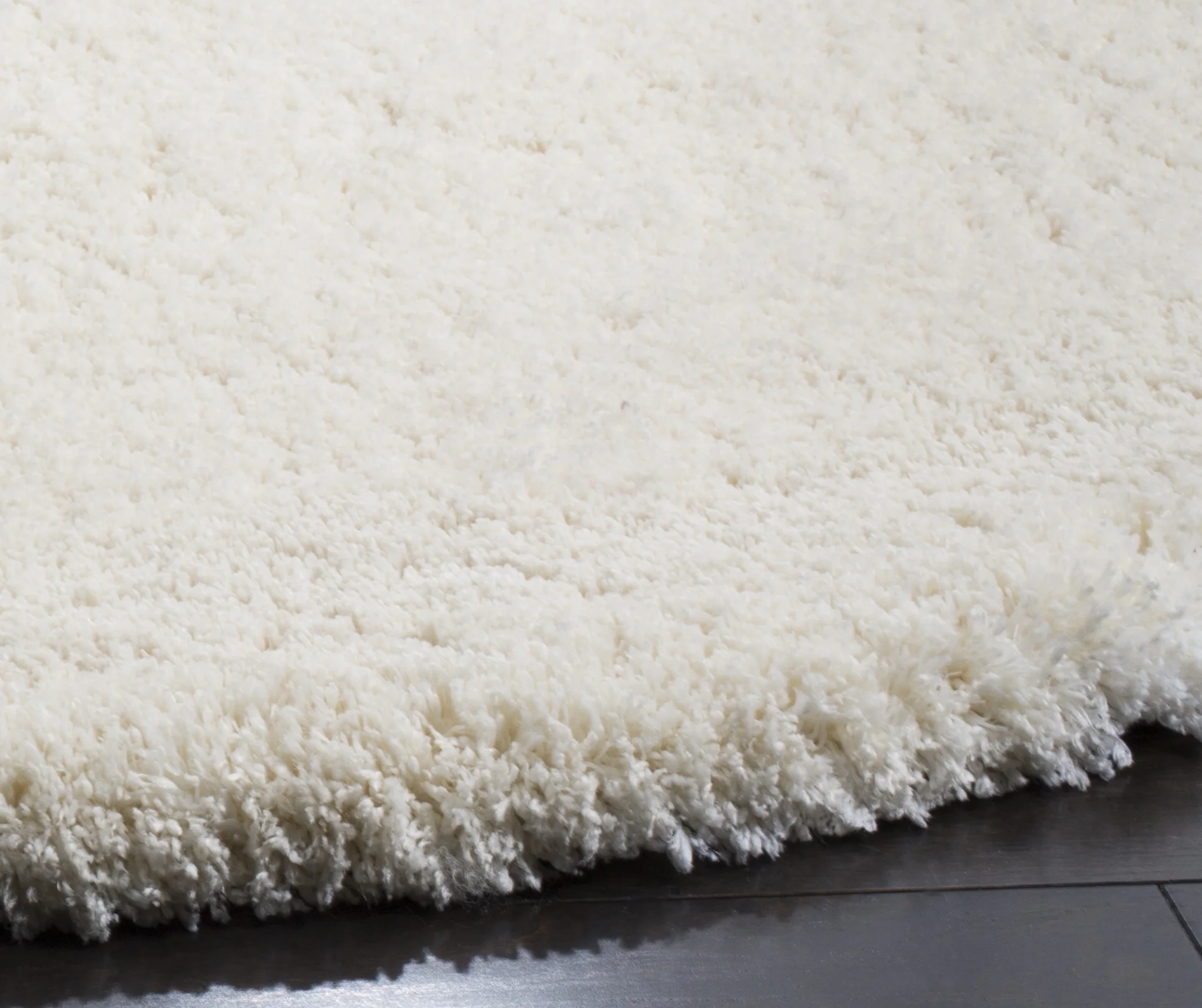 SAFAVIEH Colorado Tarek Solid Shag Runner Rug, Champagne, 2'3" x 8'