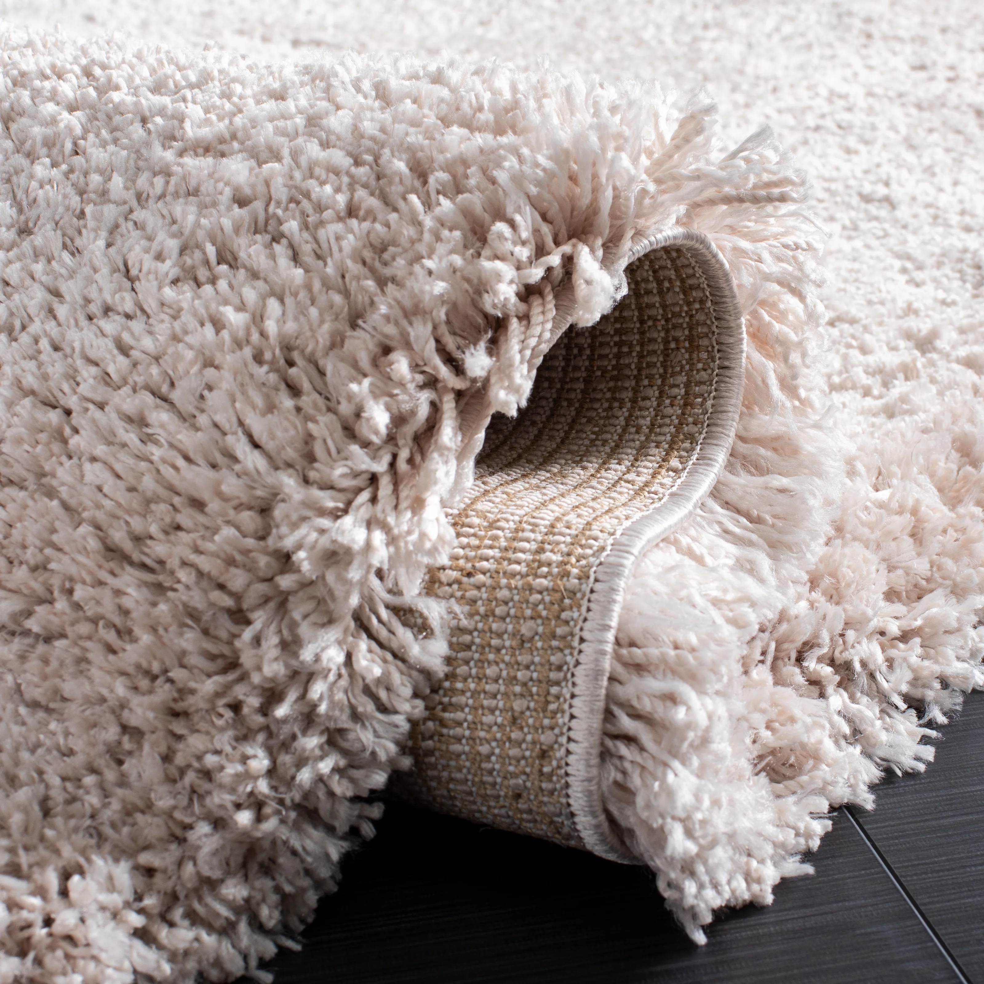 SAFAVIEH Colorado Tarek Solid Shag Runner Rug, Champagne, 2'3" x 8'