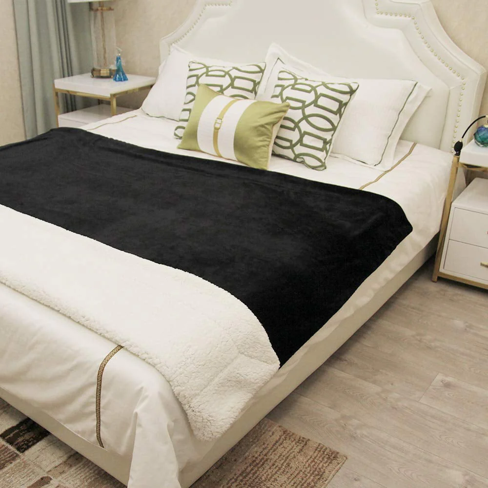 Howarmer Black, White, Multi-color Microfiber, Flannel, Fleece Throws 60" x 50"