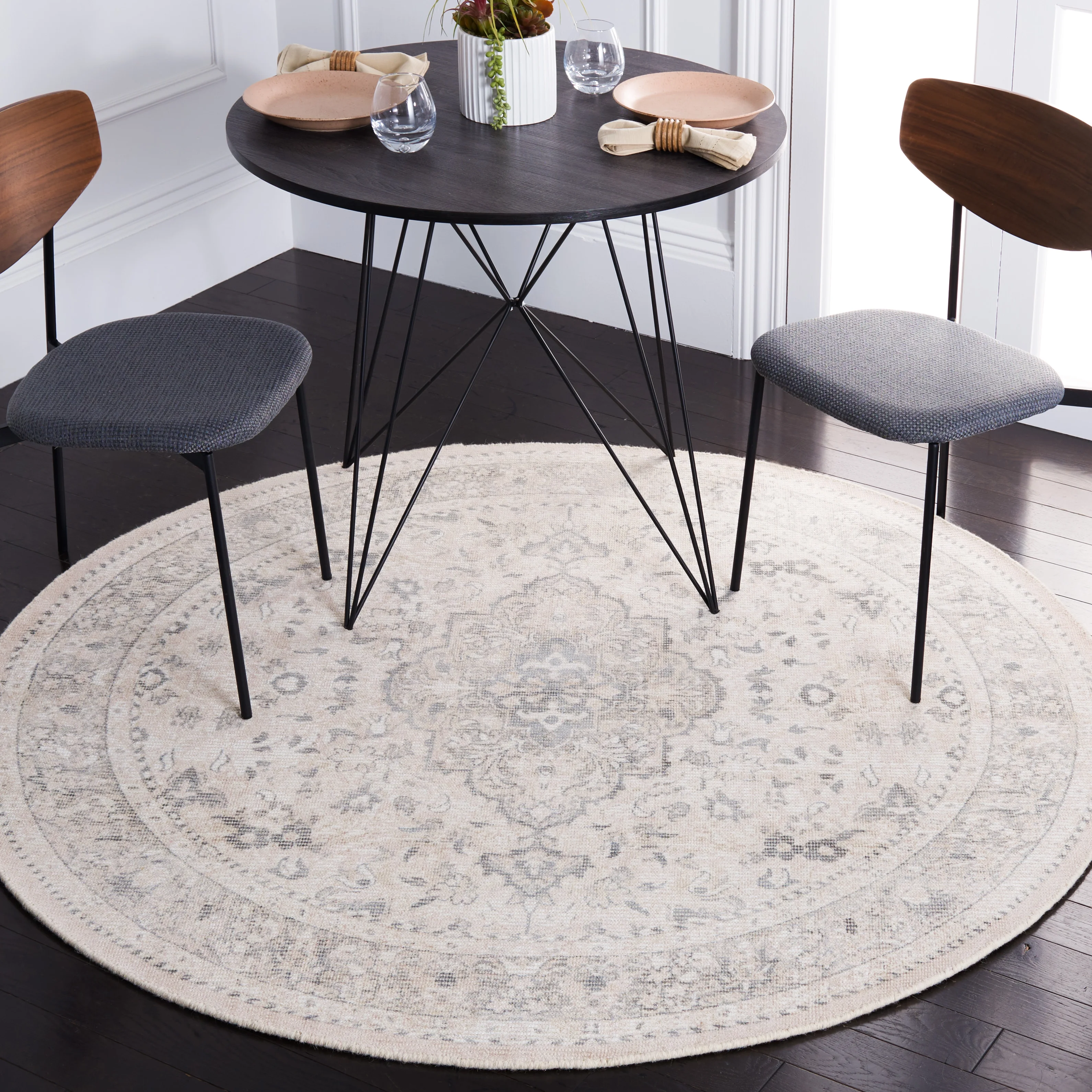 SAFAVIEH Restoration Vintage April Medallion Area Rug, Grey/Ivory, 8' x 10'