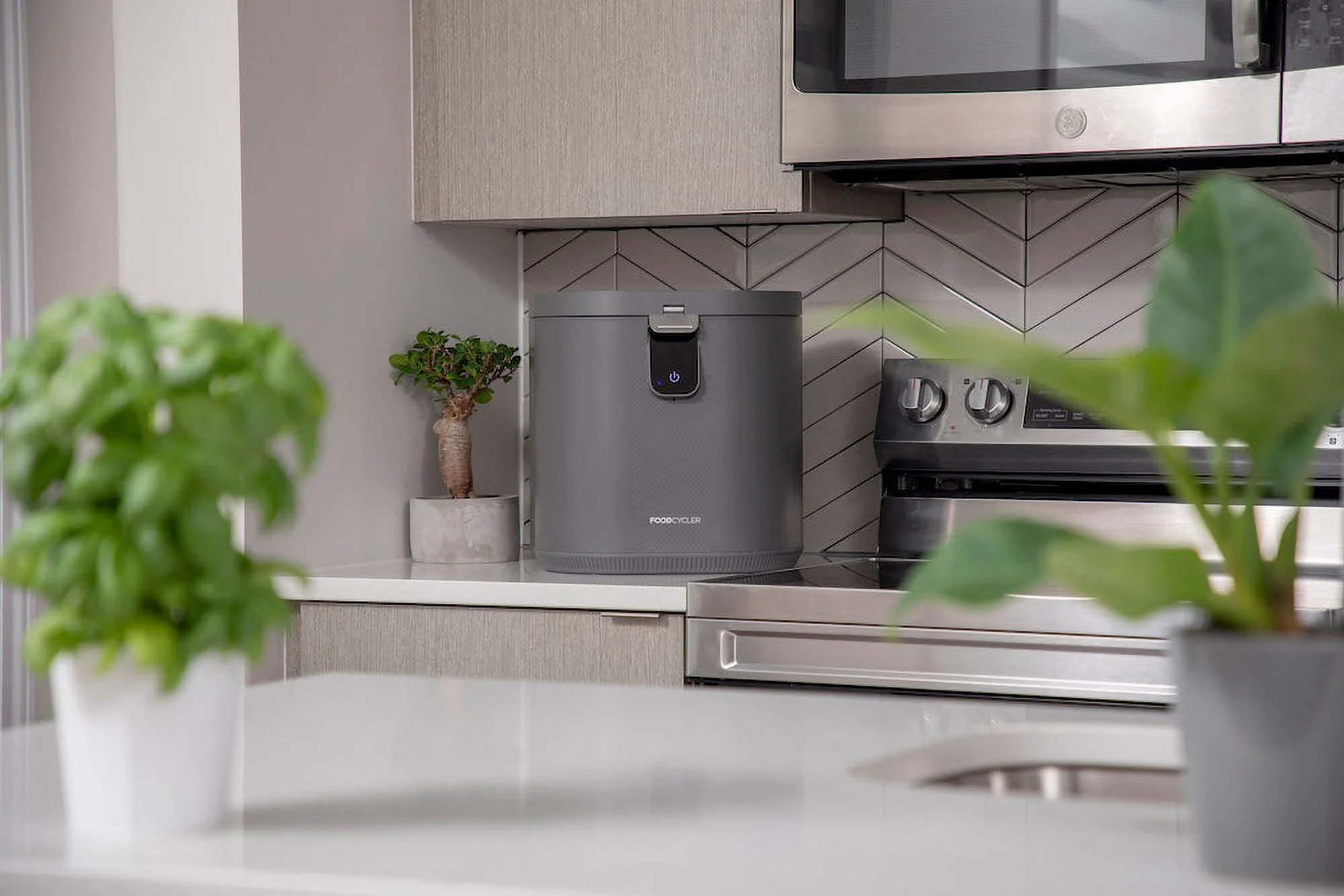 Foodcycler Eco 5 Odorless Indoor Compost Electric Food Waste Disposer 5 L, Gray